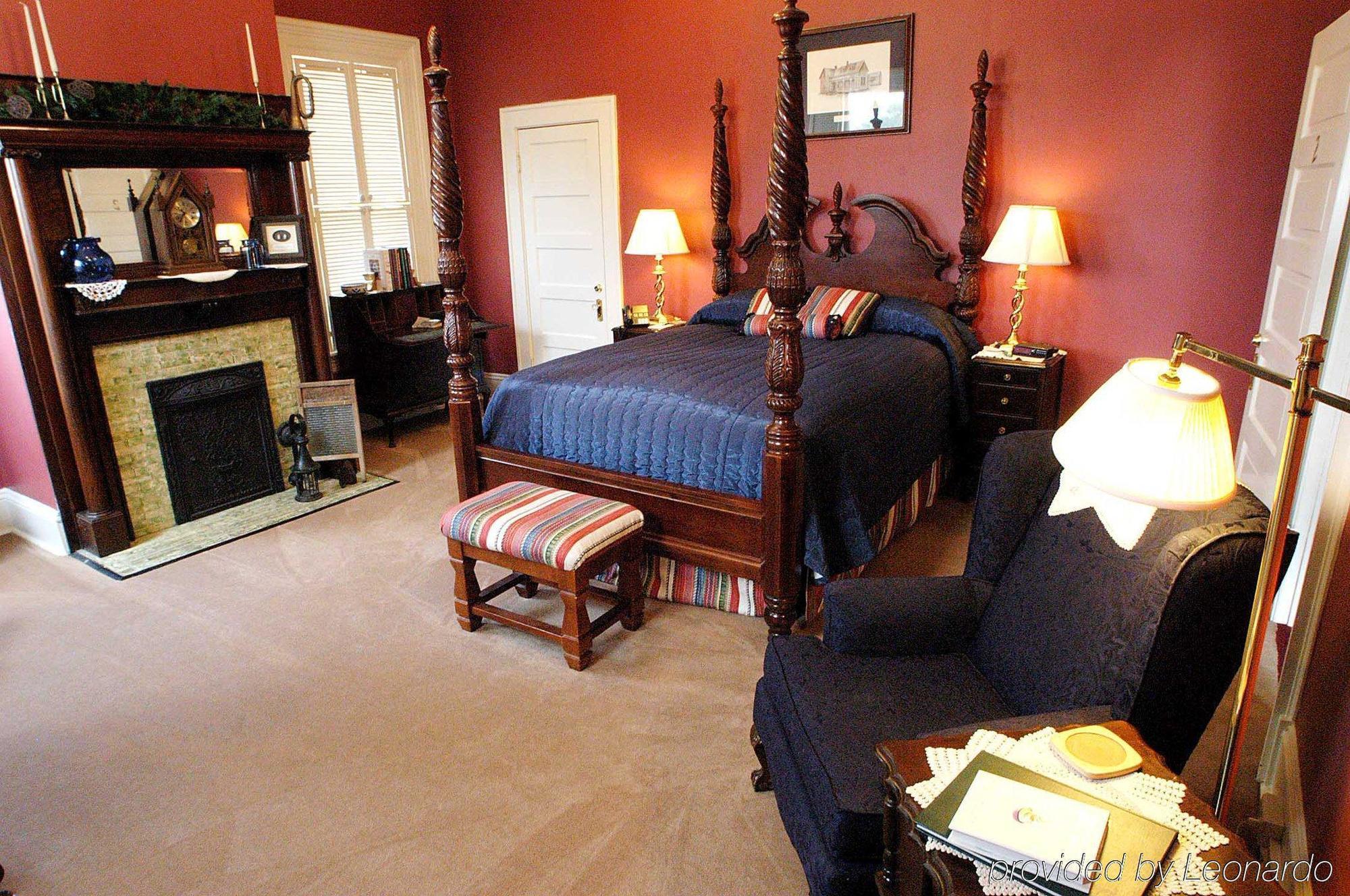 Page House Bed & Breakfast Дъблин Стая снимка