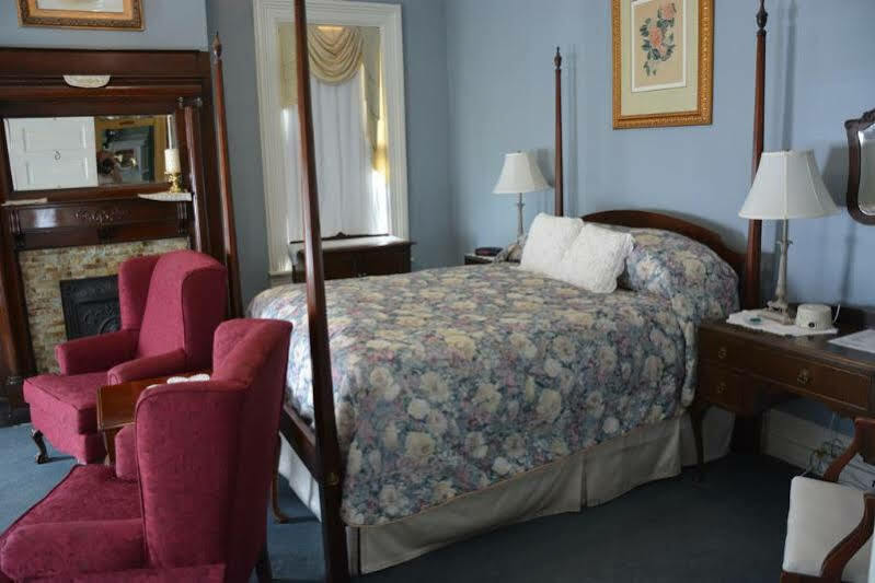 Page House Bed & Breakfast Дъблин Екстериор снимка