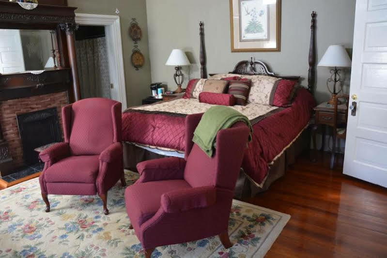 Page House Bed & Breakfast Дъблин Екстериор снимка